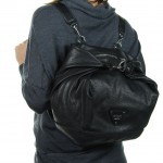 plecak-guess-presley-convertible-backpack-vy3666320-black_545239818da41
